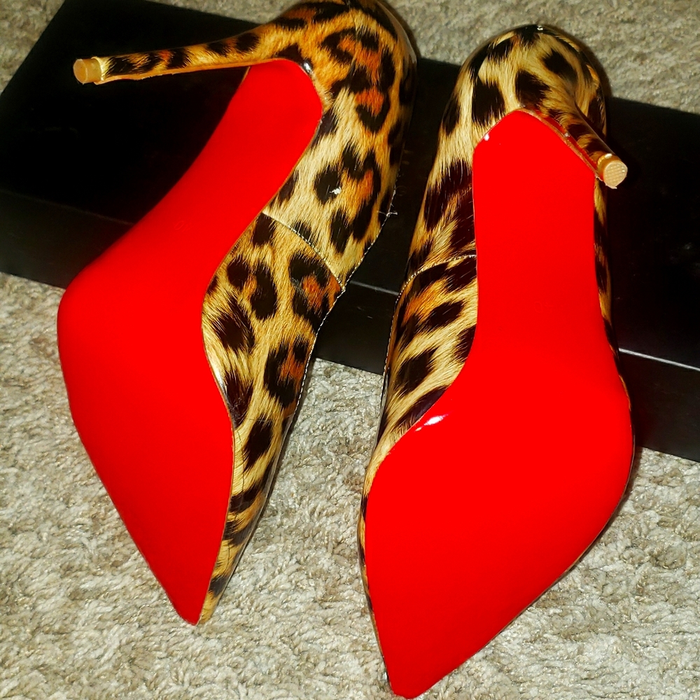 Women's shoes